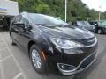 2018 Brilliant Black Crystal Pearl Chrysler Pacifica Touring Plus  photo #7