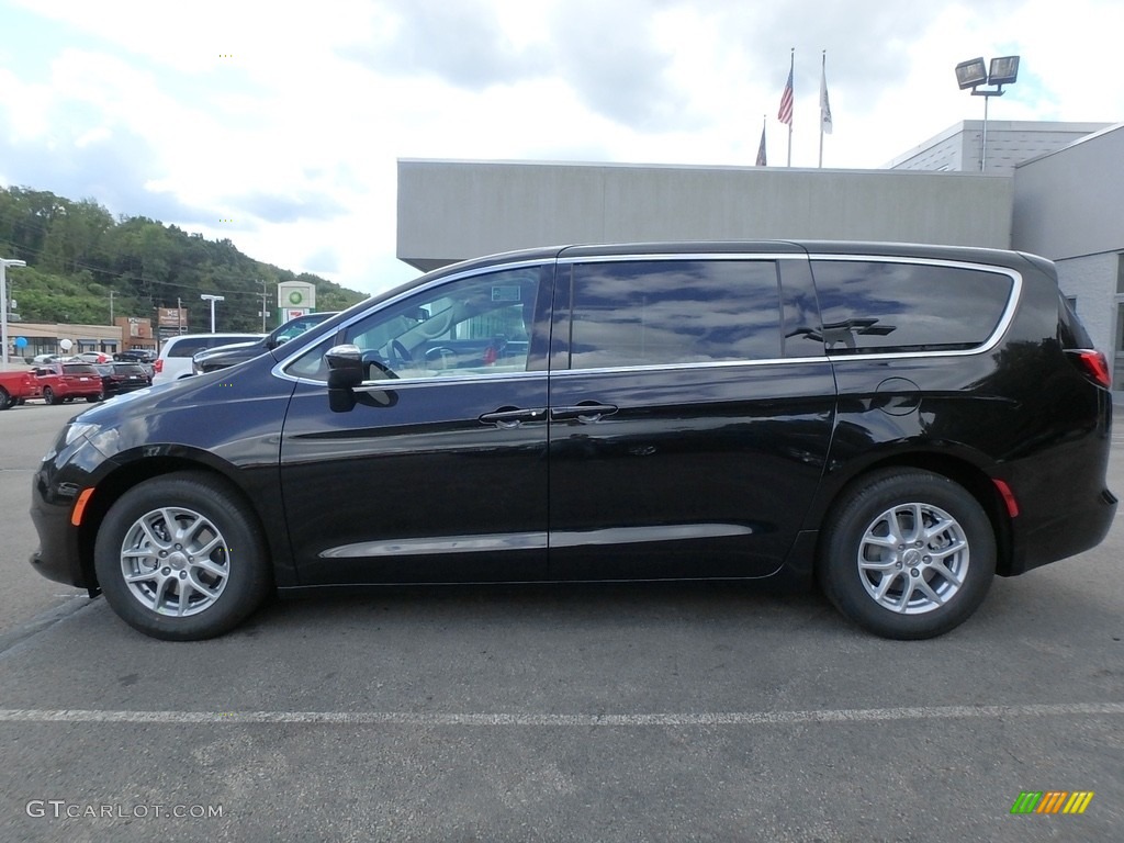 Brilliant Black Crystal Pearl 2018 Chrysler Pacifica LX Exterior Photo #122633725
