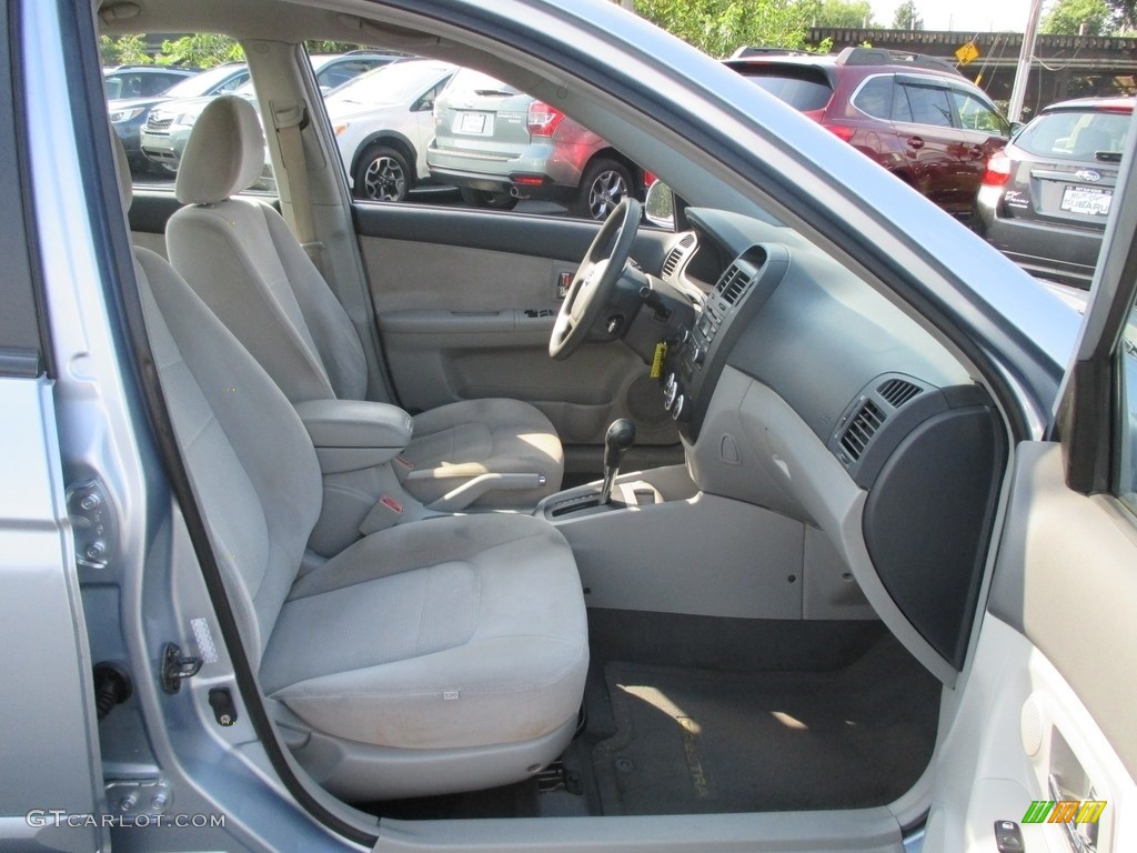 2007 Spectra LX Sedan - Ice Blue / Gray photo #17