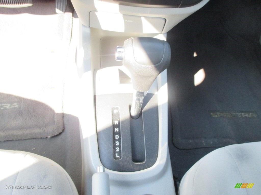 2007 Spectra LX Sedan - Ice Blue / Gray photo #25