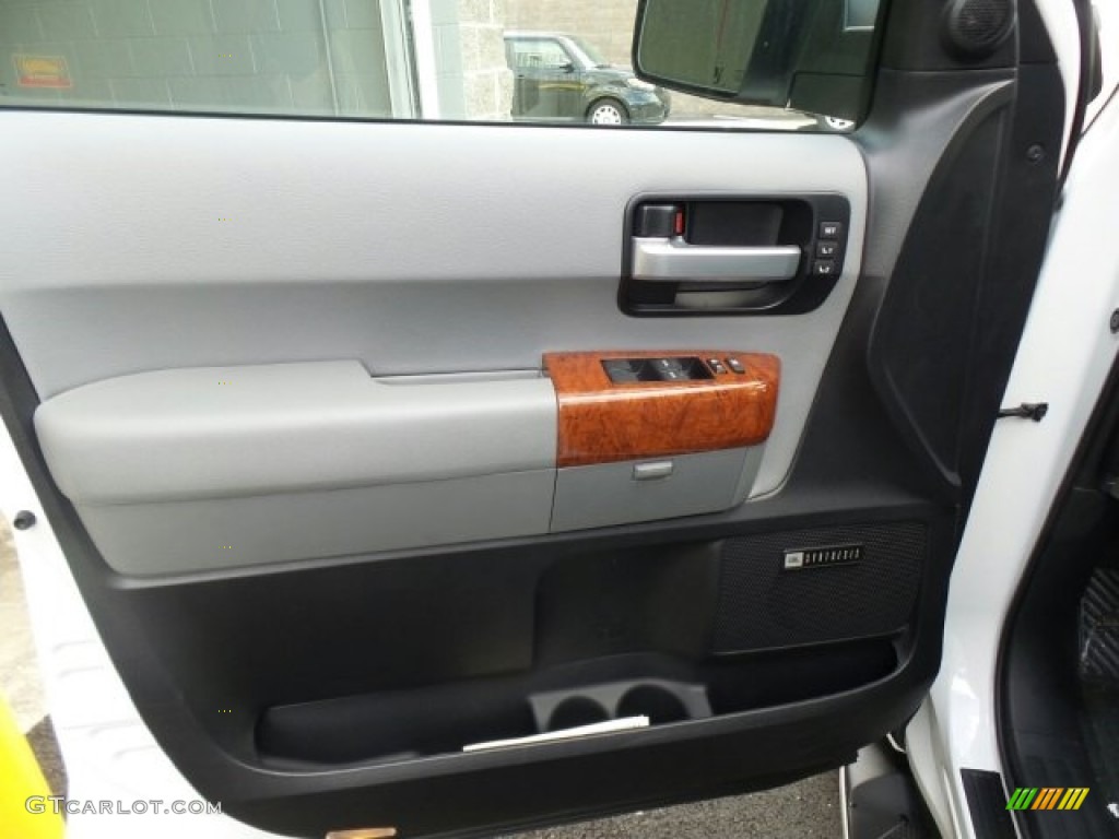2018 Toyota Sequoia Platinum 4x4 Graphite Door Panel Photo #122643046