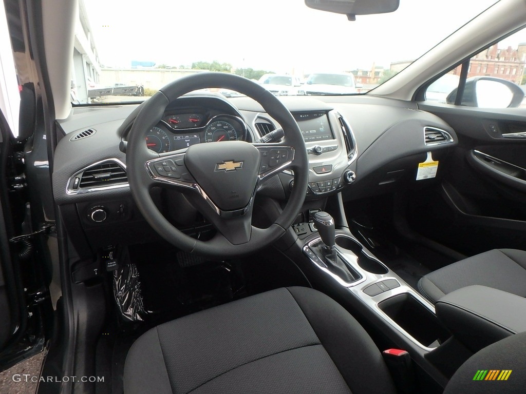 Jet Black Interior 2018 Chevrolet Cruze LT Photo #122647254