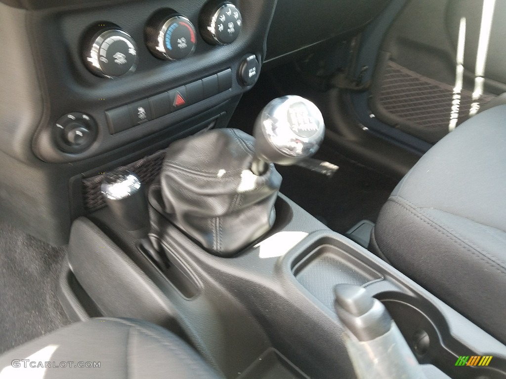 2017 Wrangler Sport 4x4 - Rhino / Black photo #9