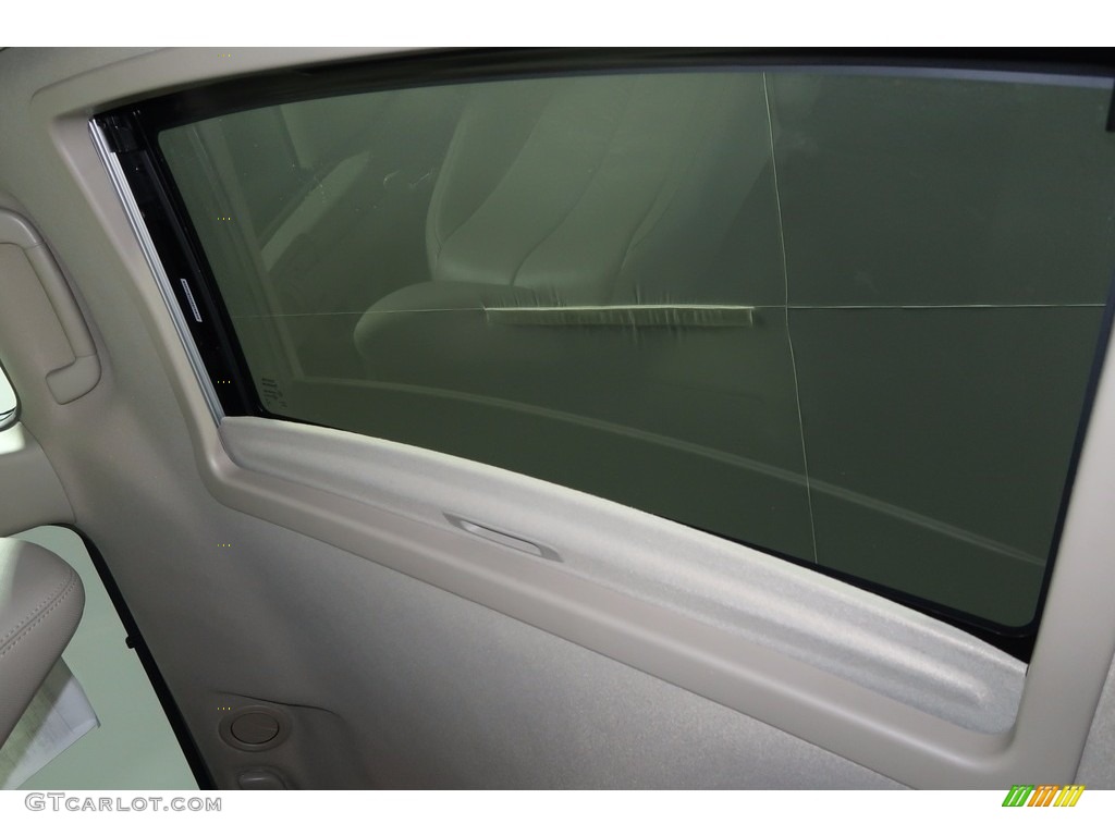 2011 Sienna XLE AWD - Cypress Green Pearl / Bisque photo #35