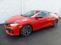 Front 3/4 View of 2017 Civic Si Coupe