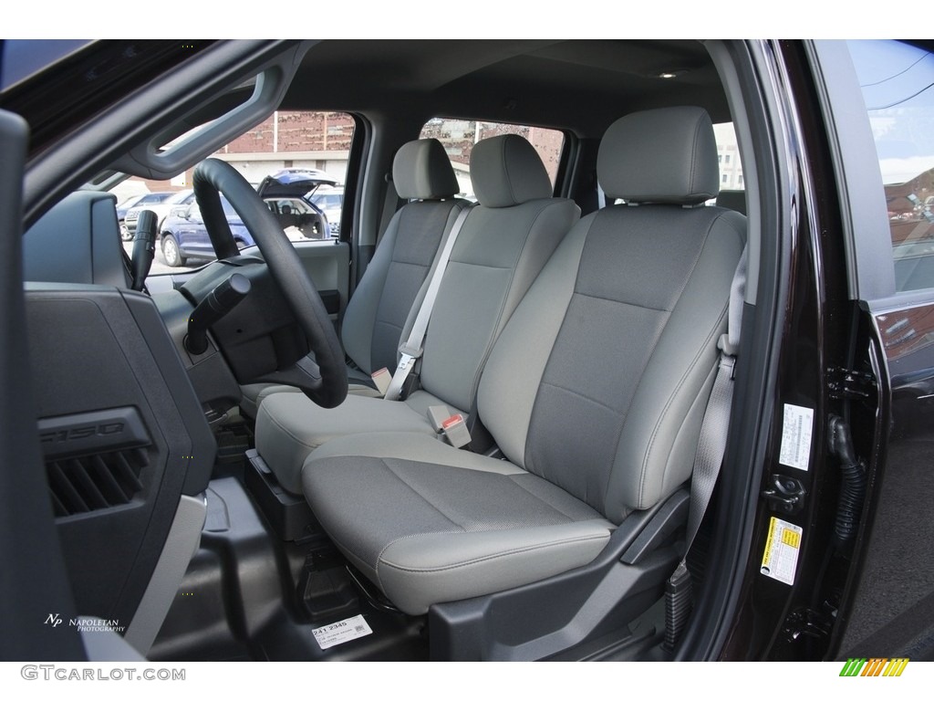 2018 Ford F150 XL SuperCrew 4x4 Front Seat Photo #122659622