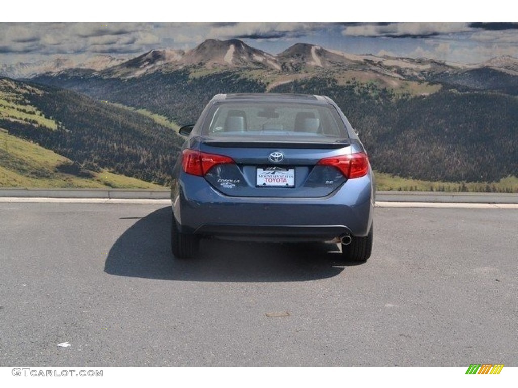 2018 Corolla SE - Slate Metallic / Vivid Blue photo #4
