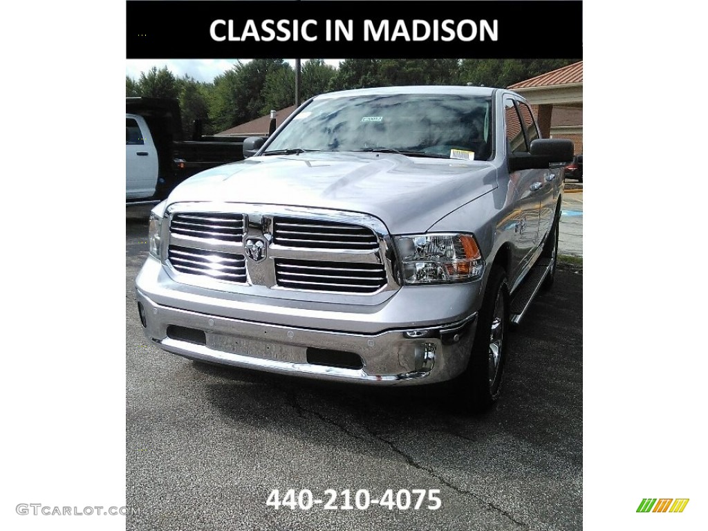2018 1500 Big Horn Crew Cab 4x4 - Bright Silver Metallic / Black/Diesel Gray photo #1