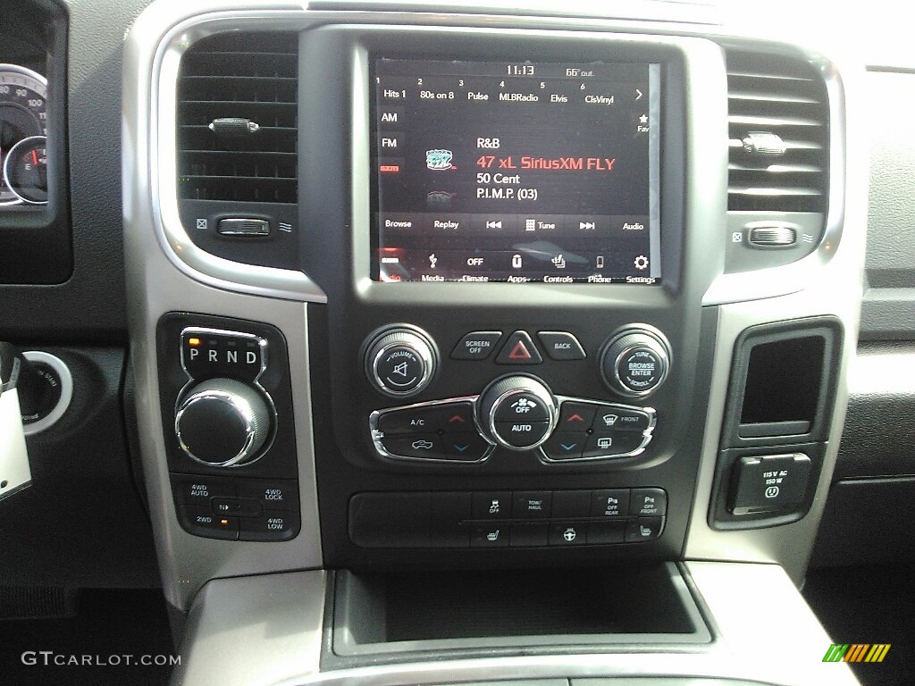 2018 1500 Big Horn Crew Cab 4x4 - Bright Silver Metallic / Black/Diesel Gray photo #7