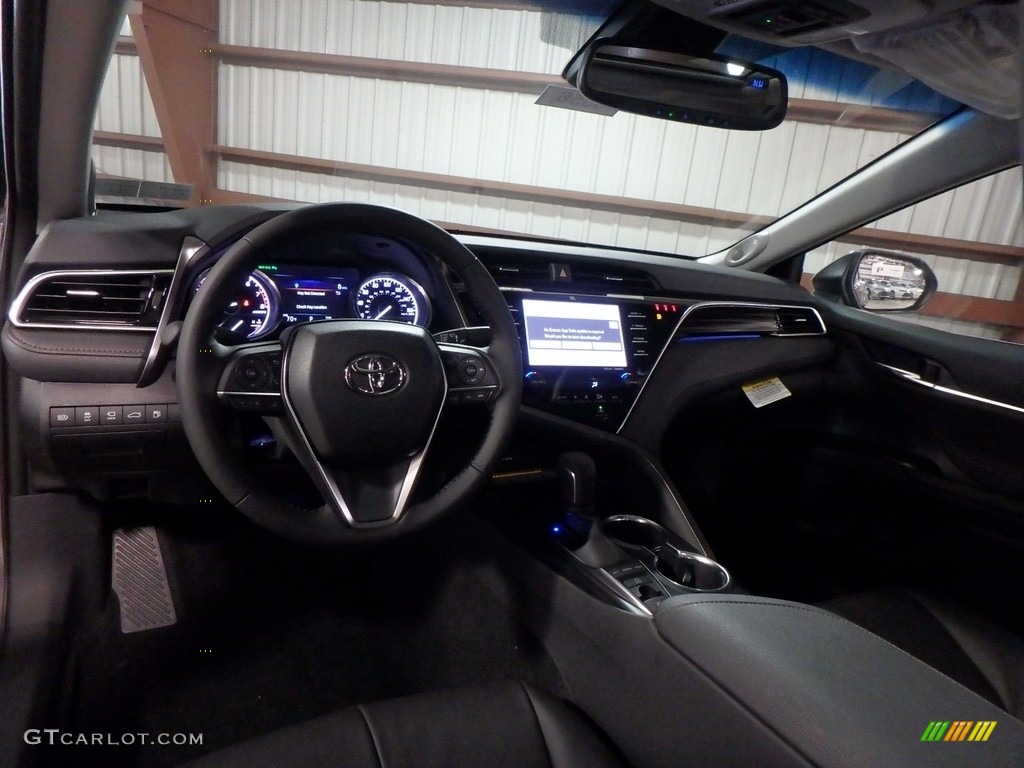 2018 Camry XLE - Predawn Gray Mica / Black photo #8