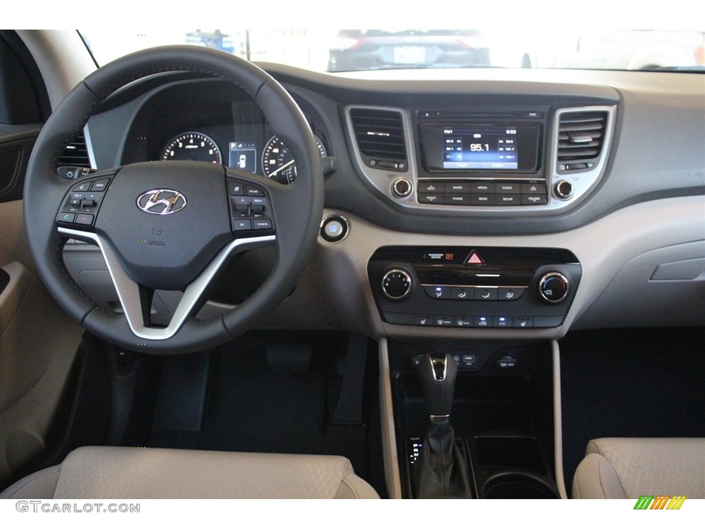 2017 Tucson Sport - Mojave Sand / Beige photo #24