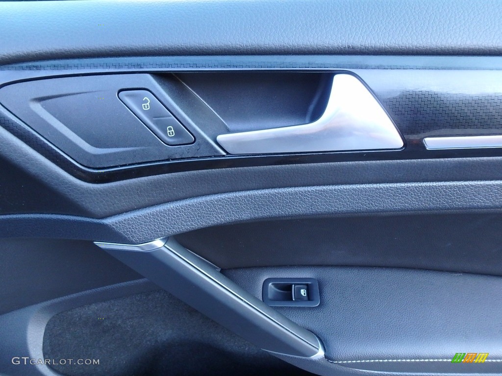 2016 Golf R 4Motion - Limestone Gray Metallic / Black photo #11