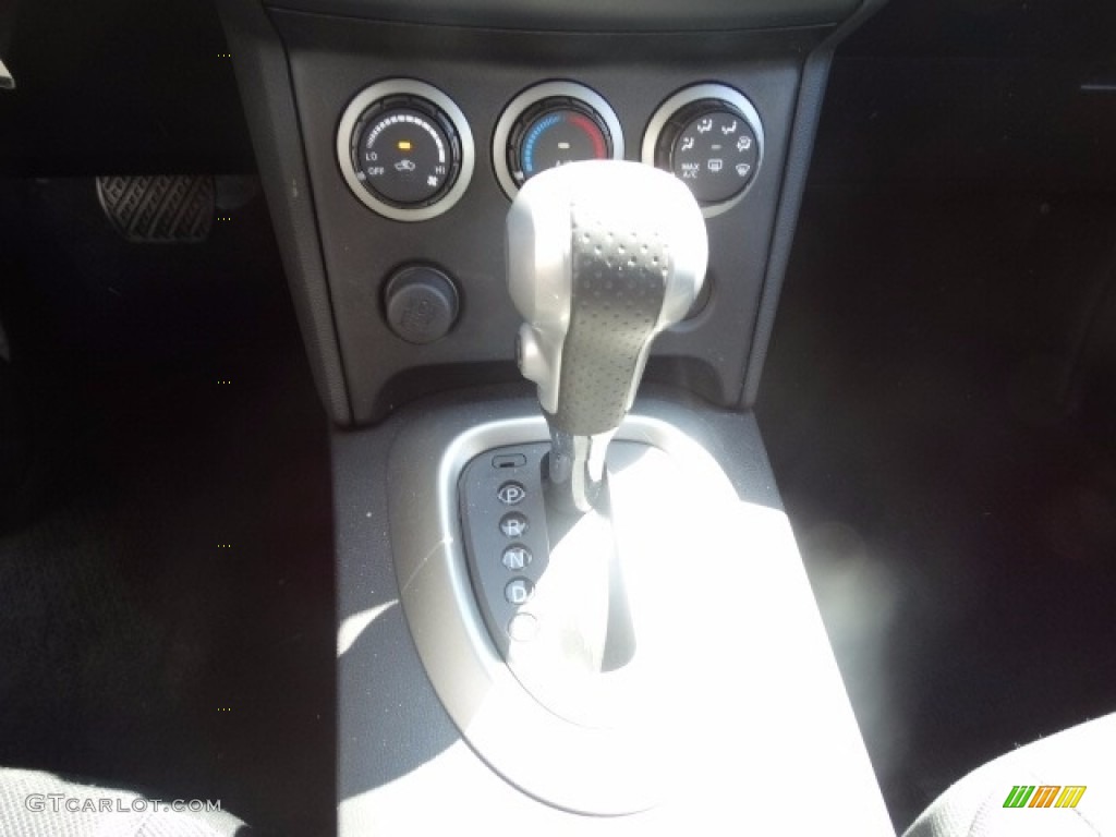 2011 Rogue S AWD Krom Edition - Platinum Graphite / Black photo #22