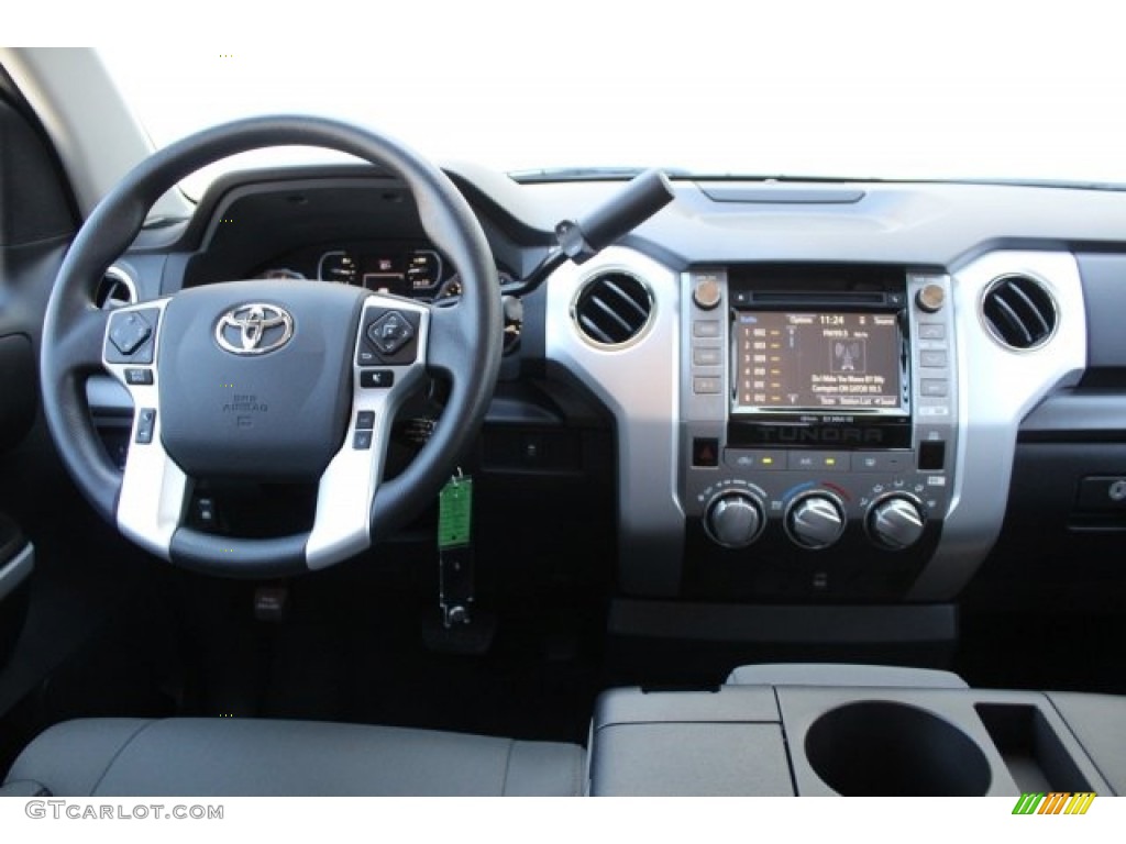2018 Toyota Tundra SR5 CrewMax 4x4 Dashboard Photos