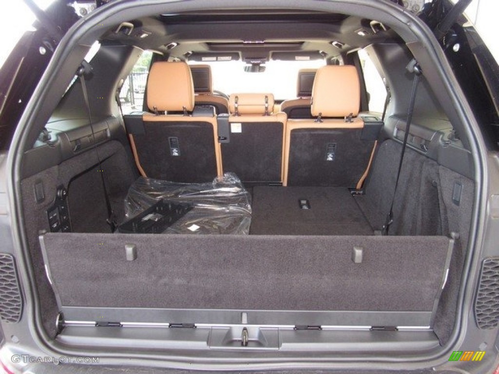 2017 Land Rover Discovery HSE Luxury Trunk Photo #122679477