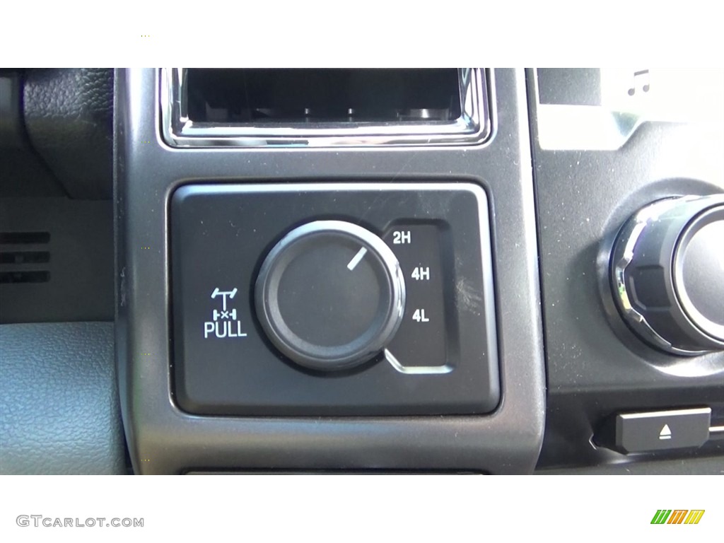 2017 F150 XL SuperCab 4x4 - Lithium Gray / Earth Gray photo #17