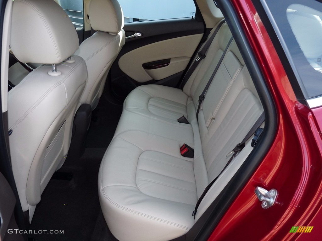 2014 Verano Leather - Crystal Red Tintcoat / Cashmere photo #9