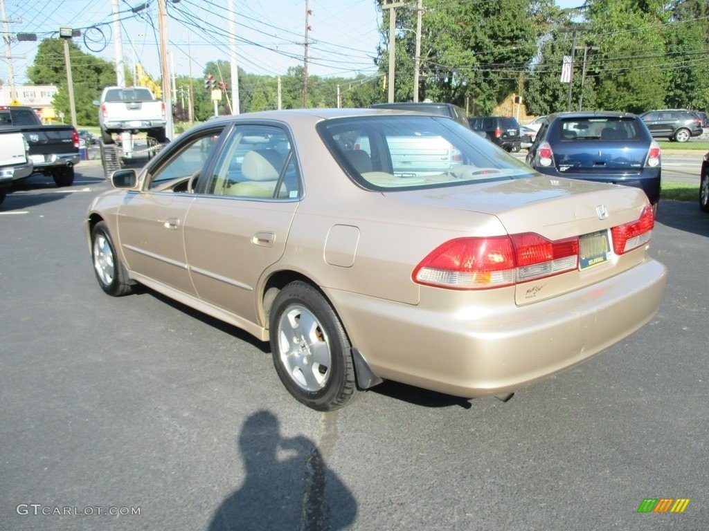 2001 Accord EX V6 Sedan - Naples Gold Metallic / Ivory photo #9