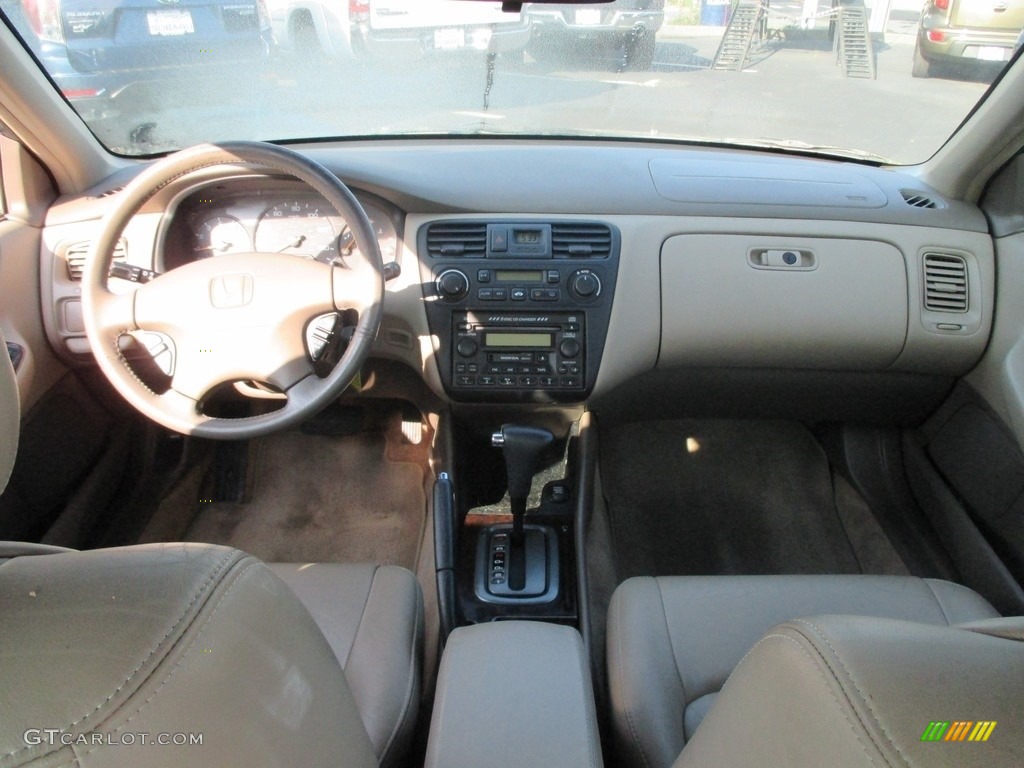 2001 Accord EX V6 Sedan - Naples Gold Metallic / Ivory photo #24