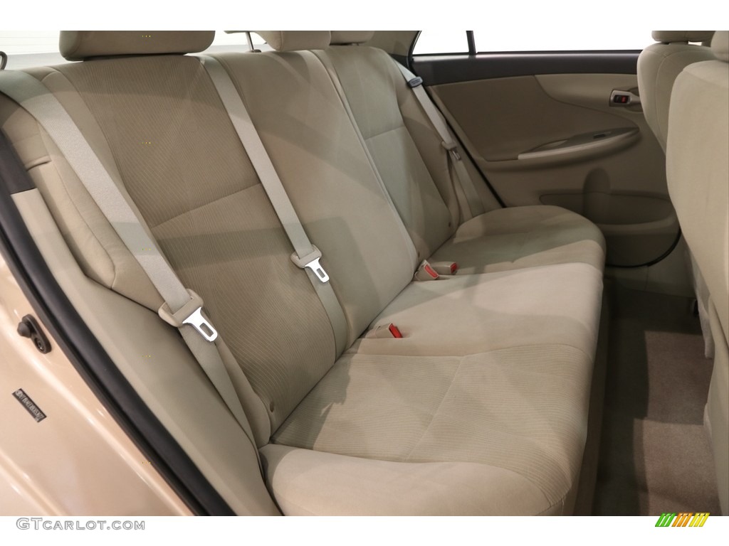 2011 Corolla LE - Sandy Beach Metallic / Bisque photo #11