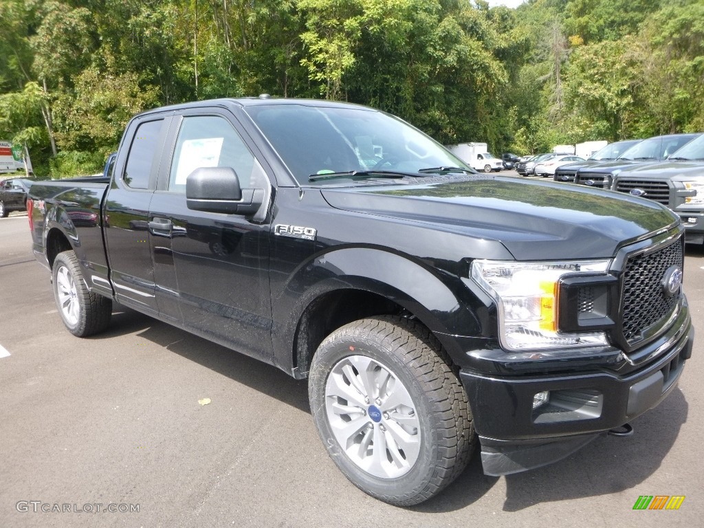 2018 F150 XL SuperCab 4x4 - Shadow Black / Earth Gray photo #3