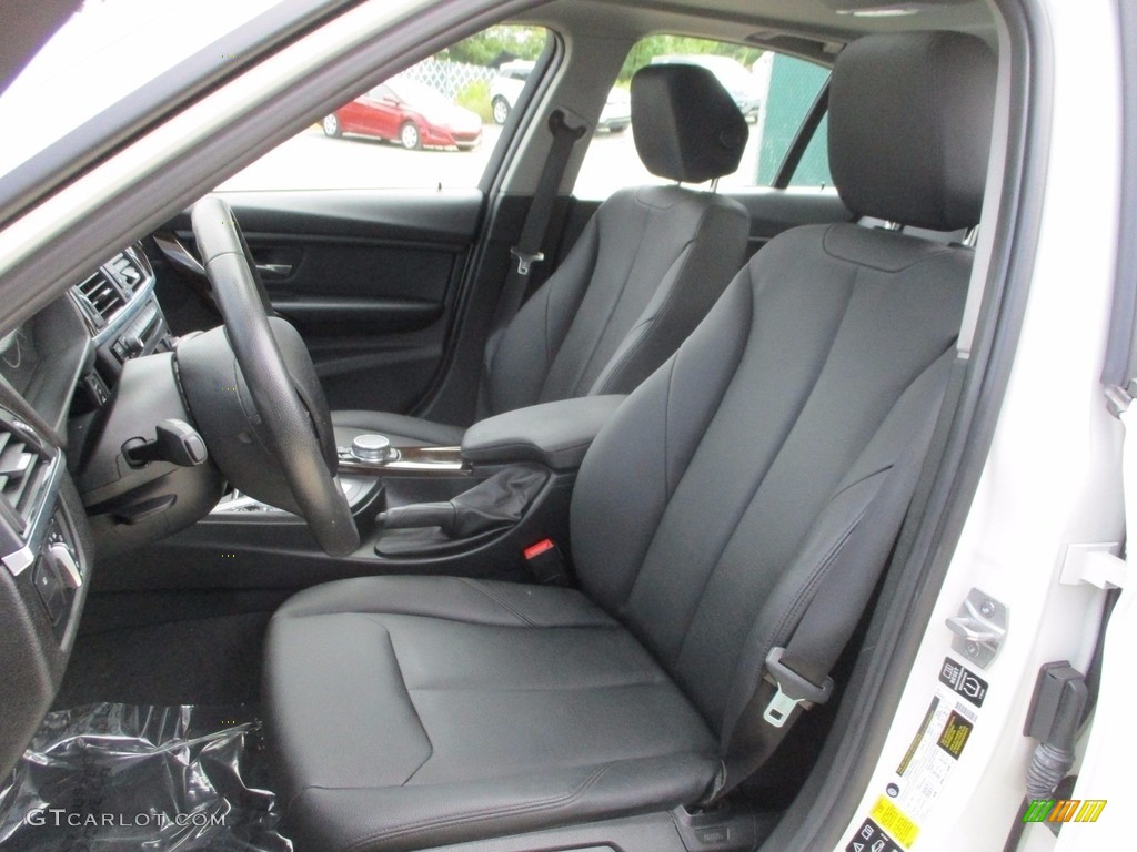 2015 3 Series 320i xDrive Sedan - Alpine White / Black photo #11