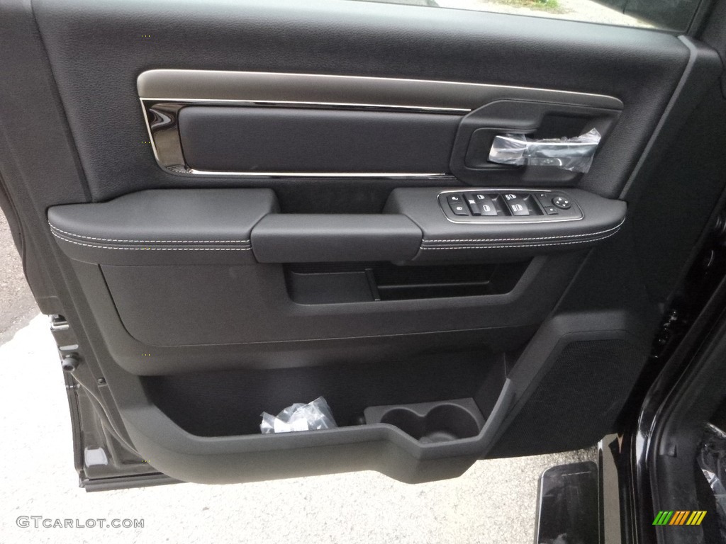 2018 Ram 1500 Night Crew Cab 4x4 Door Panel Photos