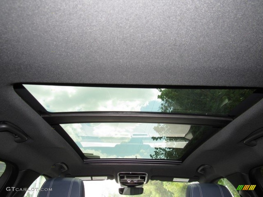 2018 Land Rover Range Rover Velar R Dynamic SE Sunroof Photo #122706752