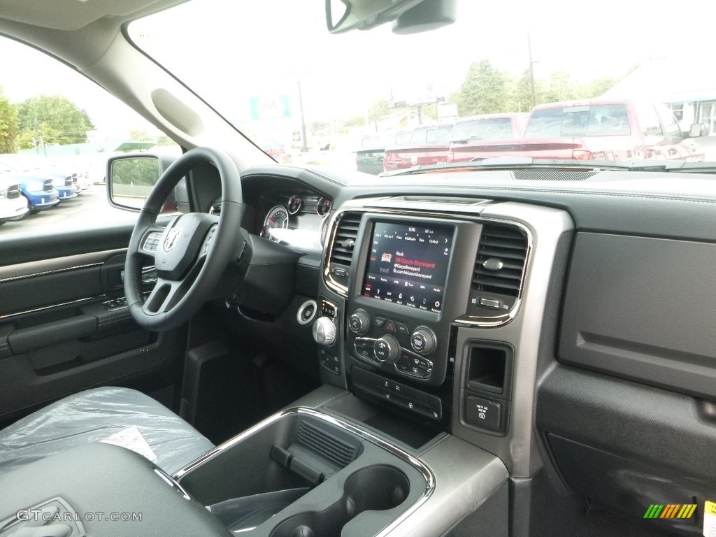 2018 1500 Sport Quad Cab 4x4 - Flame Red / Black photo #11