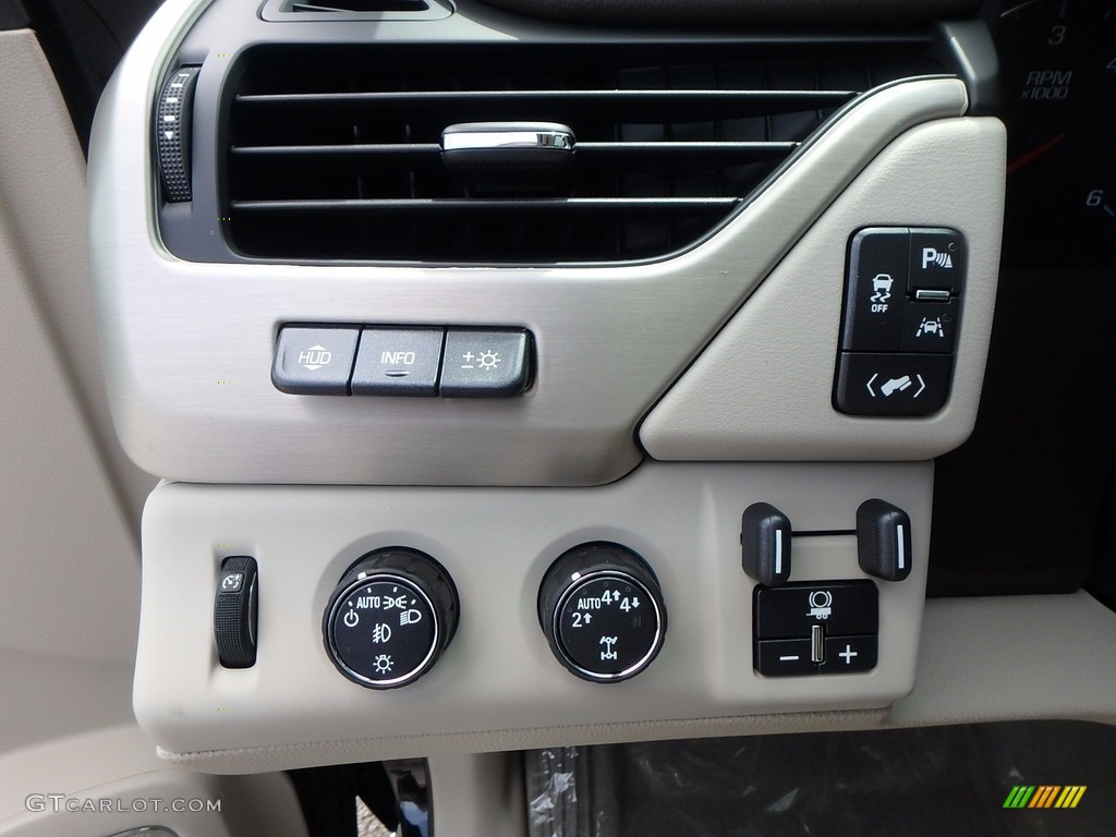 2017 GMC Yukon XL Denali 4WD Controls Photo #122715115