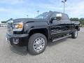 Front 3/4 View of 2018 Sierra 2500HD Denali Crew Cab 4x4