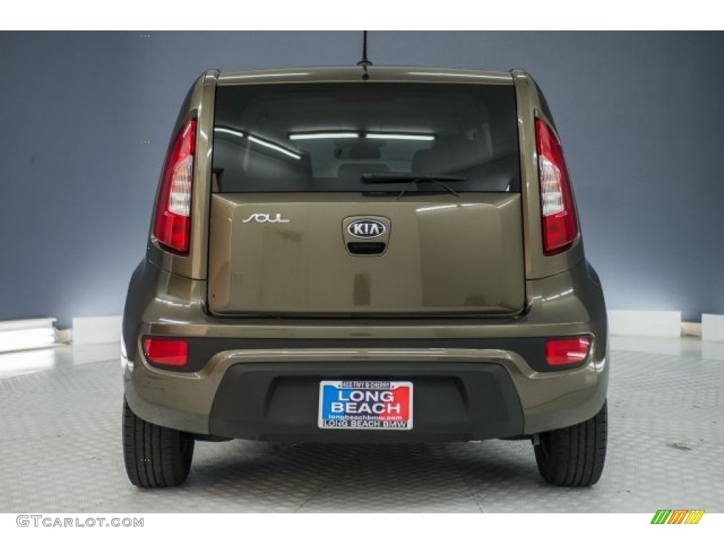 2013 Soul 1.6 - Moss Green Metallic / Black Cloth photo #3