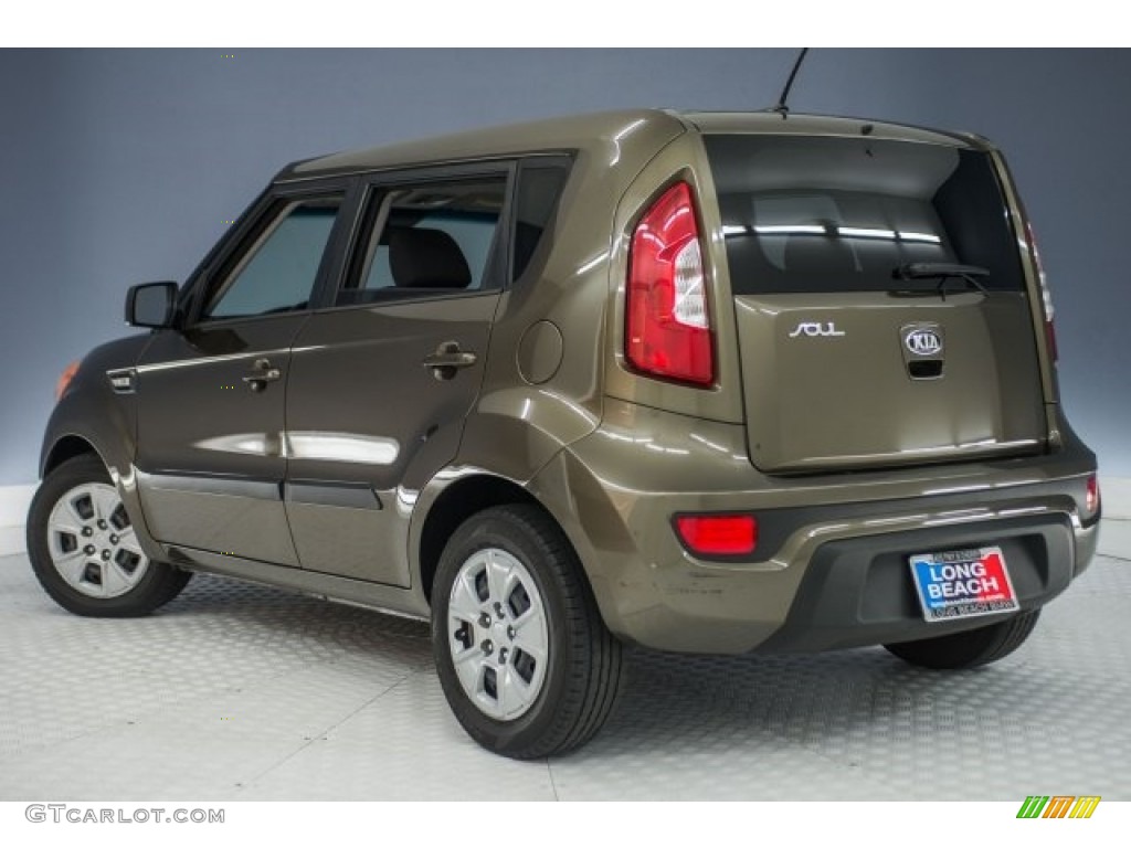 2013 Soul 1.6 - Moss Green Metallic / Black Cloth photo #10