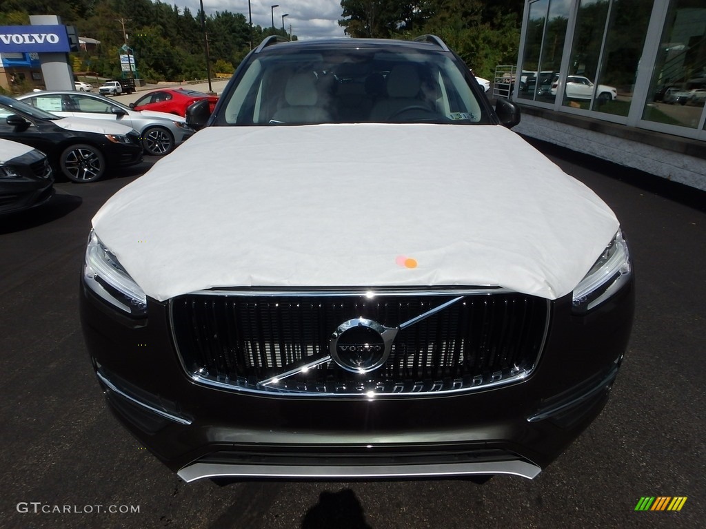 2018 XC90 T6 AWD Momentum - Pine Grey Metallic / Blonde photo #6