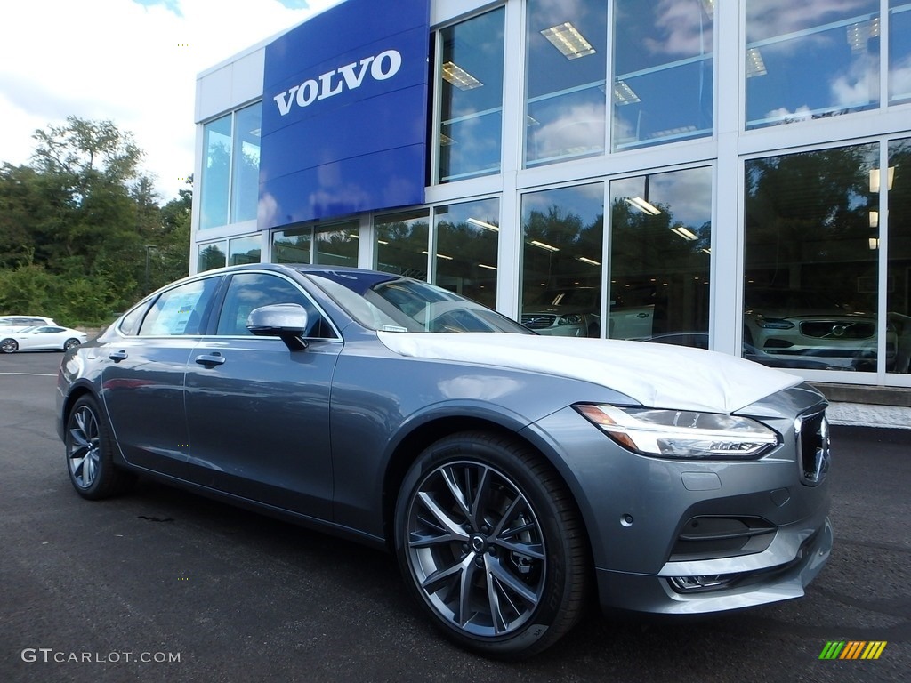 Osmium Grey Metallic 2018 Volvo S90 T5 AWD Momentum Exterior Photo #122727500