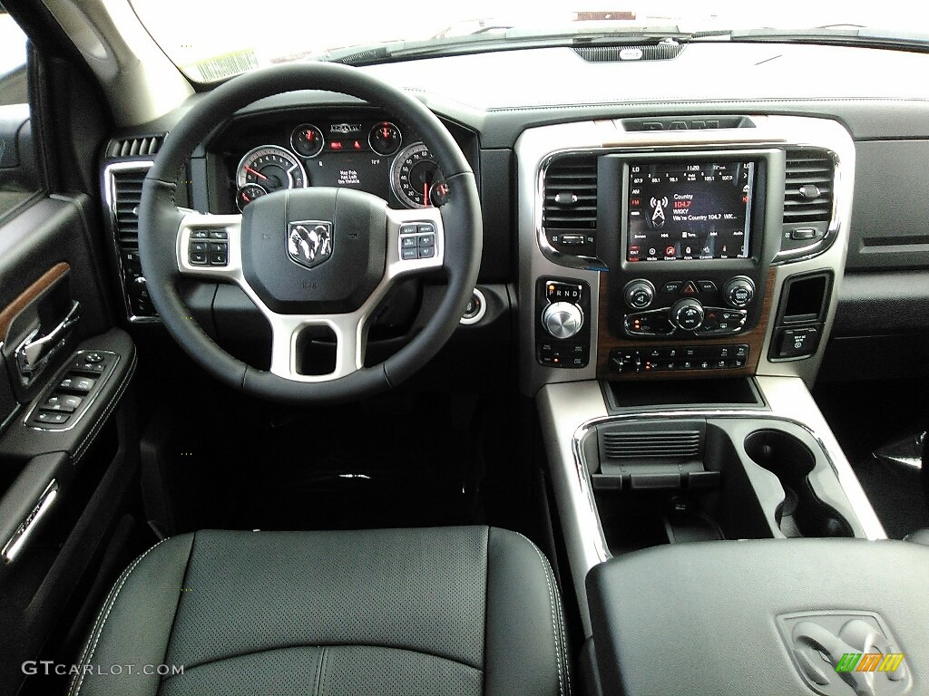 2018 1500 Laramie Crew Cab 4x4 - Delmonico Red Pearl / Black photo #10