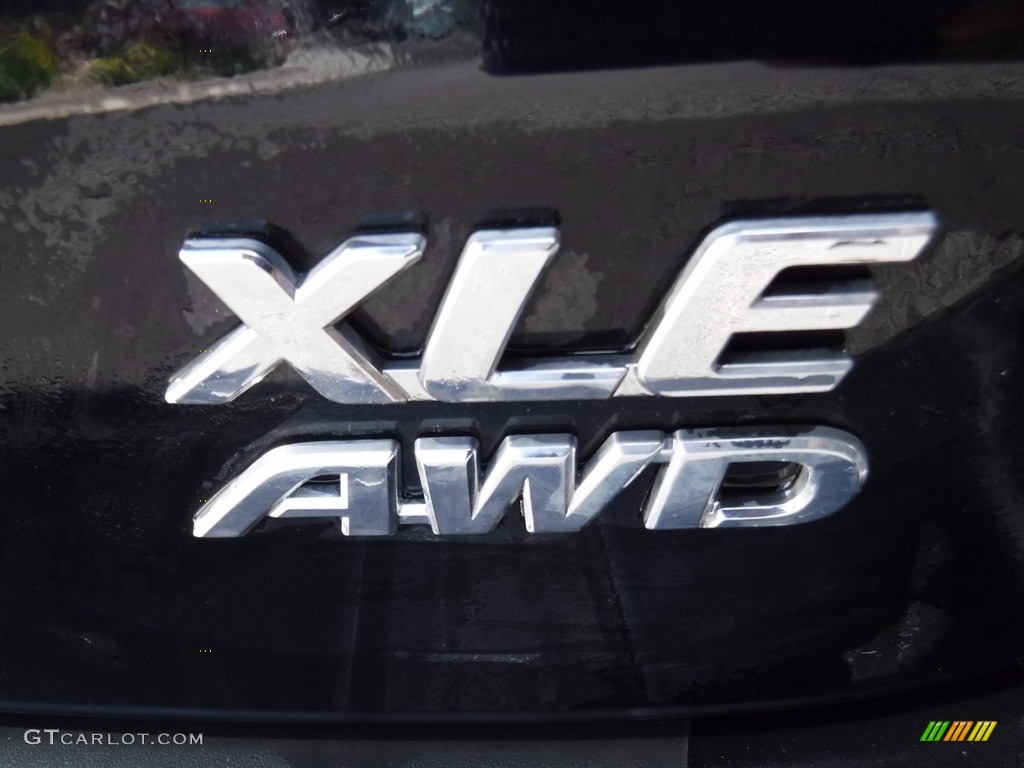 2016 Sienna XLE Premium AWD - Midnight Black Metallic / Dark Bisque photo #9