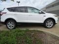 2017 Oxford White Ford Escape SE  photo #3