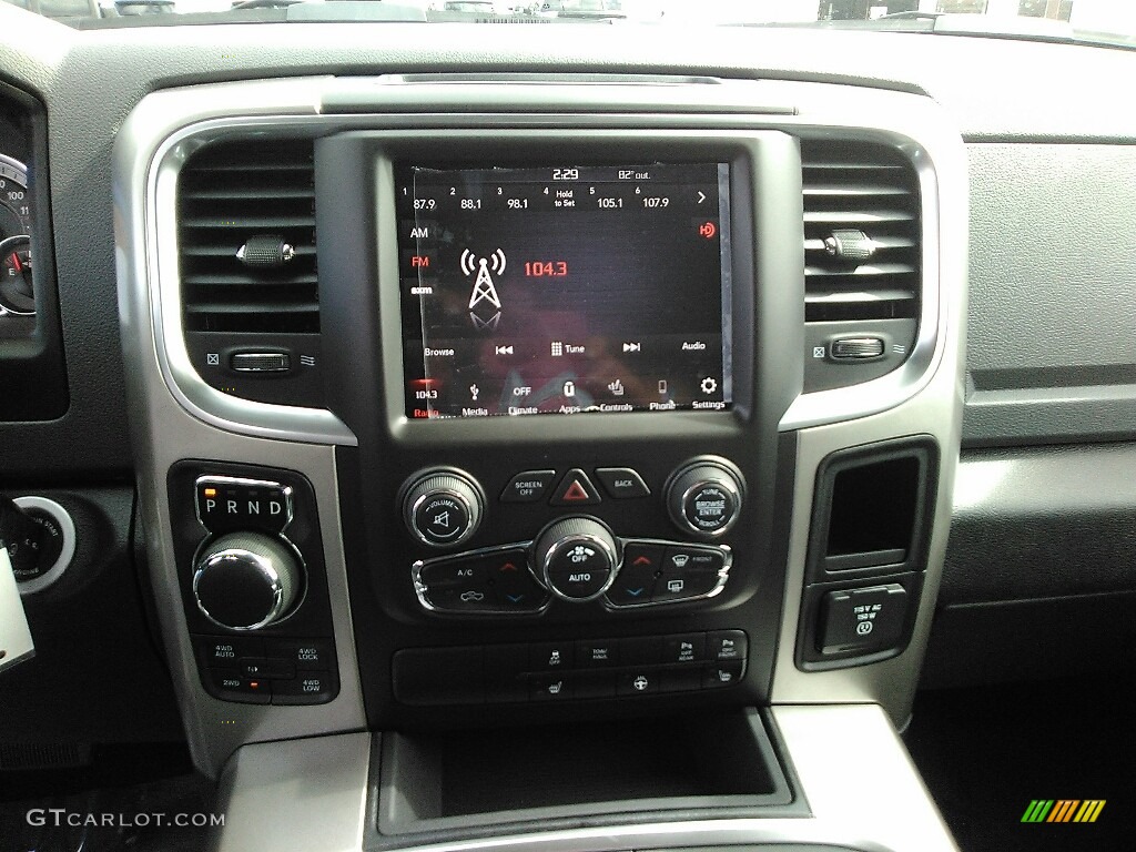 2018 1500 Big Horn Crew Cab 4x4 - Delmonico Red Pearl / Black/Diesel Gray photo #10
