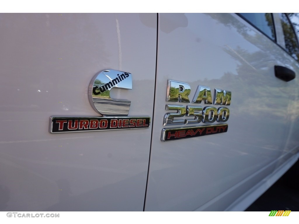 2018 Ram 2500 Tradesman Crew Cab 4x4 Marks and Logos Photos