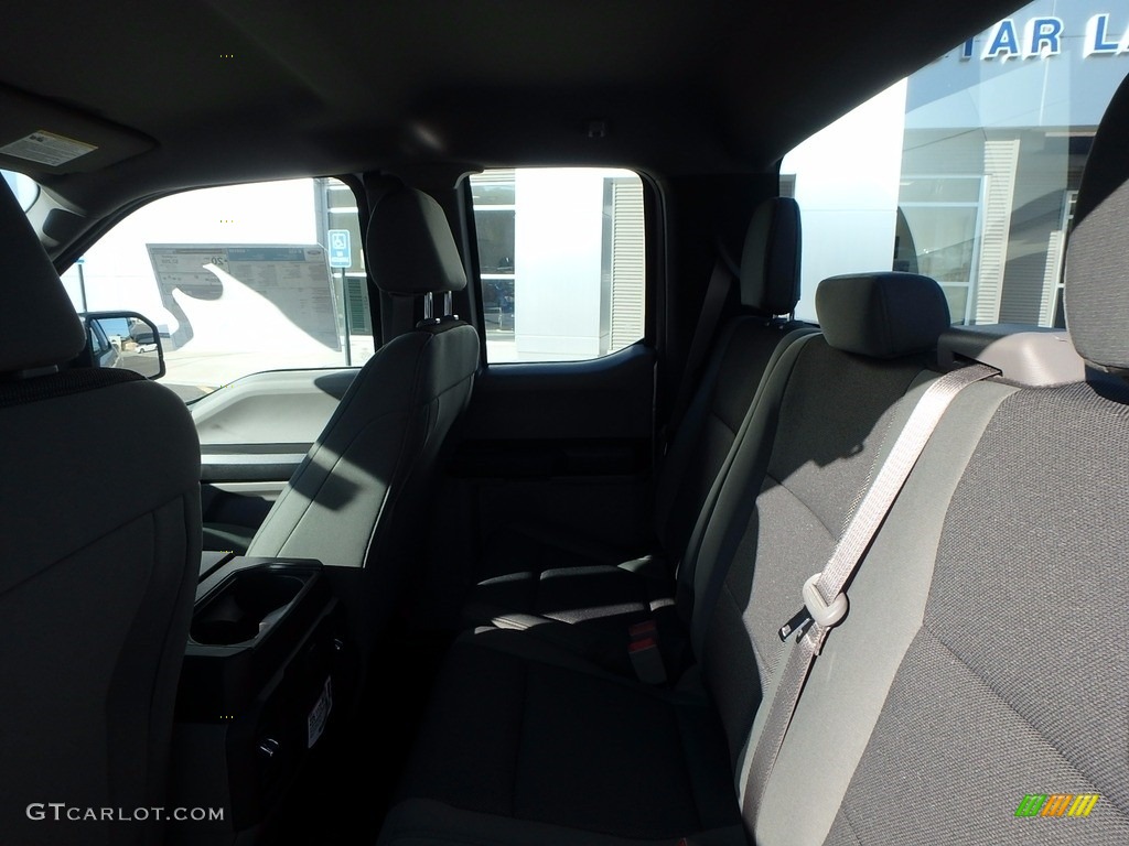 2018 F150 XLT SuperCab 4x4 - Ingot Silver / Earth Gray photo #10