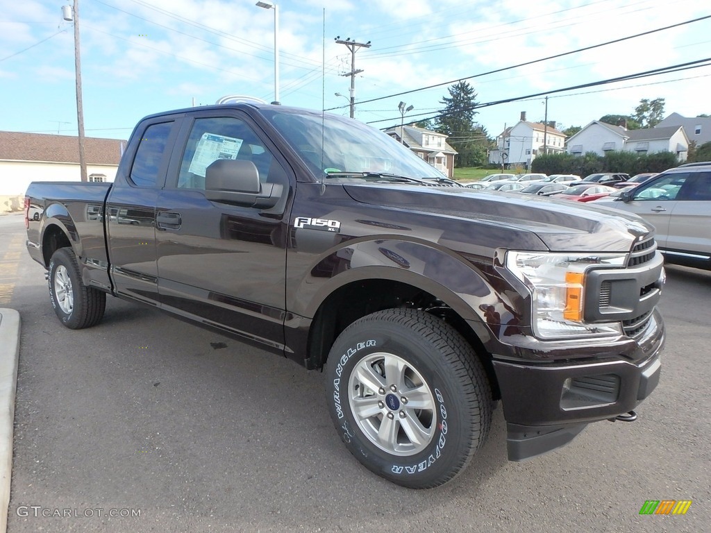 2018 F150 XL SuperCab 4x4 - Magma Red / Black photo #3