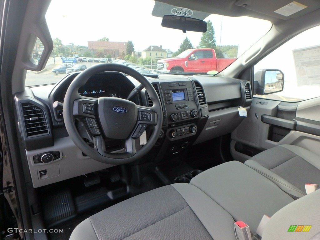 2018 F150 XL SuperCab 4x4 - Magma Red / Black photo #11