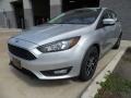 Ingot Silver - Focus SE Hatch Photo No. 1