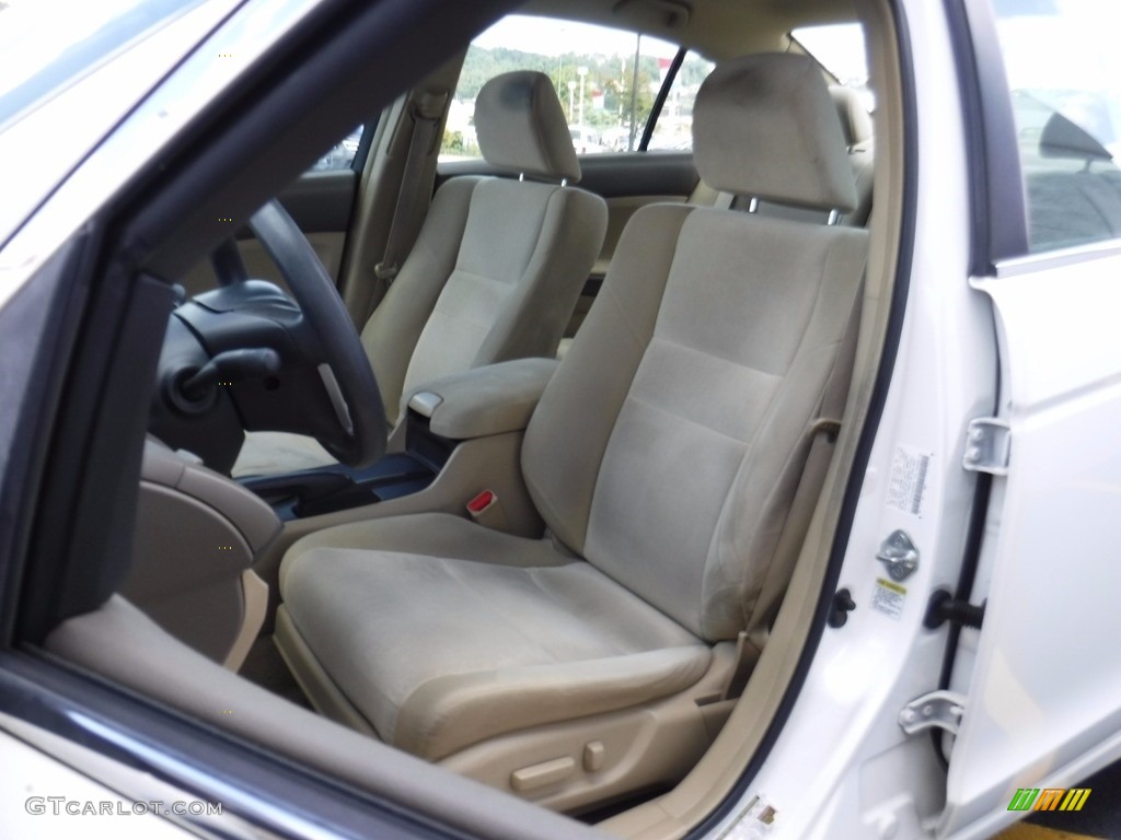 2009 Accord LX-P Sedan - Taffeta White / Ivory photo #13