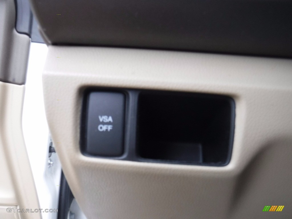 2009 Accord LX-P Sedan - Taffeta White / Ivory photo #16