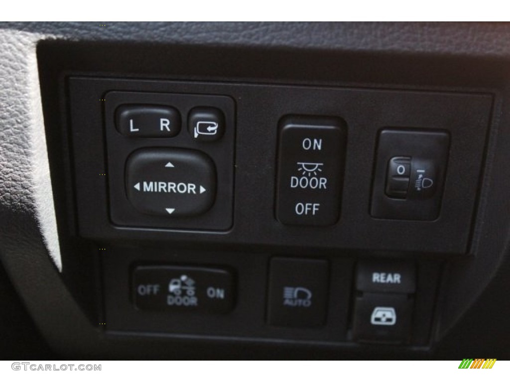 2018 Toyota Tundra 1794 Edition CrewMax 4x4 Controls Photo #122739461