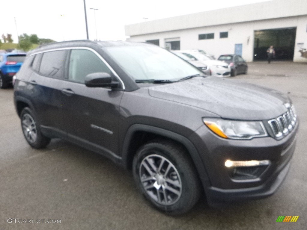 Granite Crystal Metallic 2018 Jeep Compass Latitude 4x4 Exterior Photo #122744204