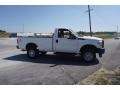 Oxford White - F250 Super Duty XL Regular Cab 4x4 Photo No. 2