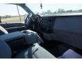 Oxford White - F250 Super Duty XL Regular Cab 4x4 Photo No. 37